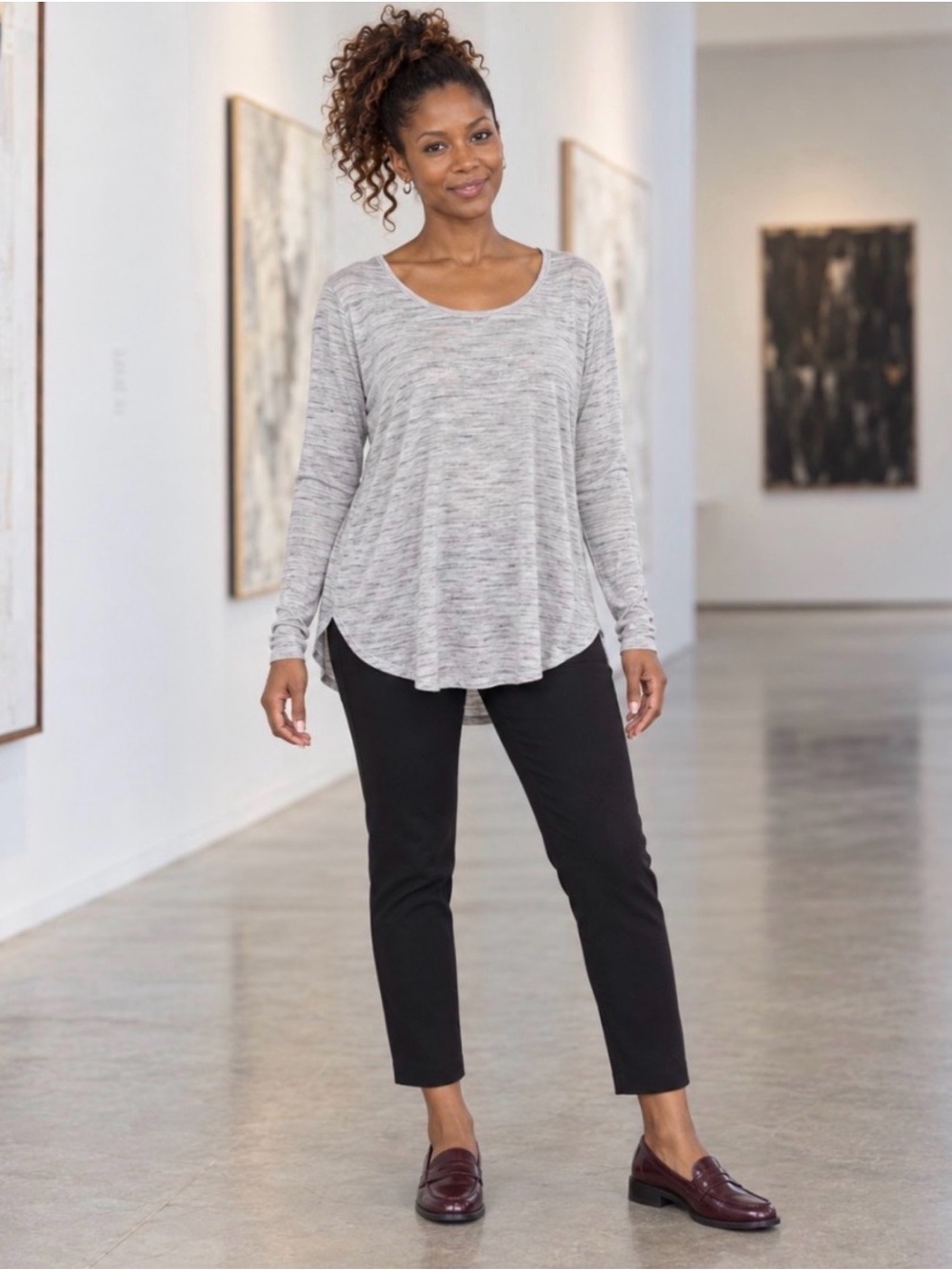 GAP Heather Gray Long Sleeve Scoop-Neck Top
